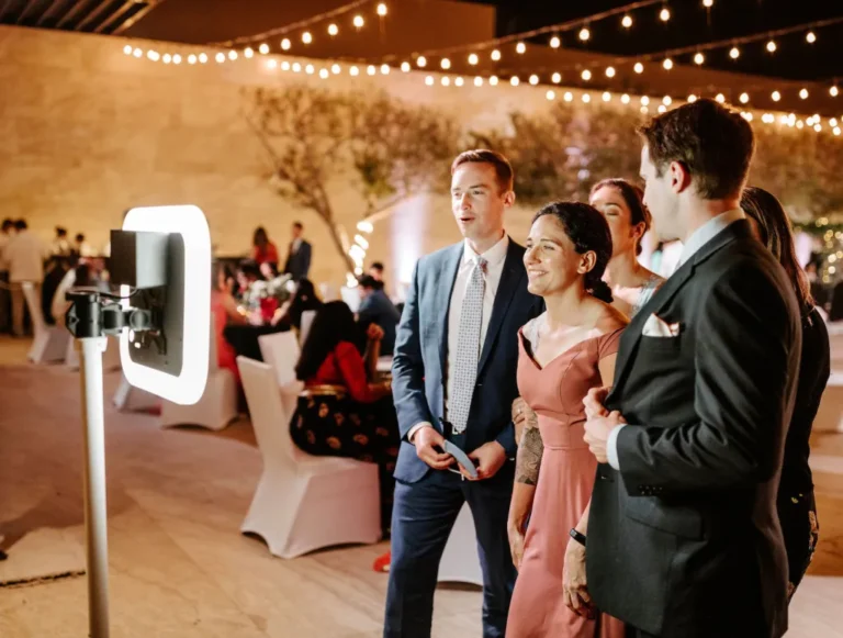 guests-using-voast-video-guest-book-wedding